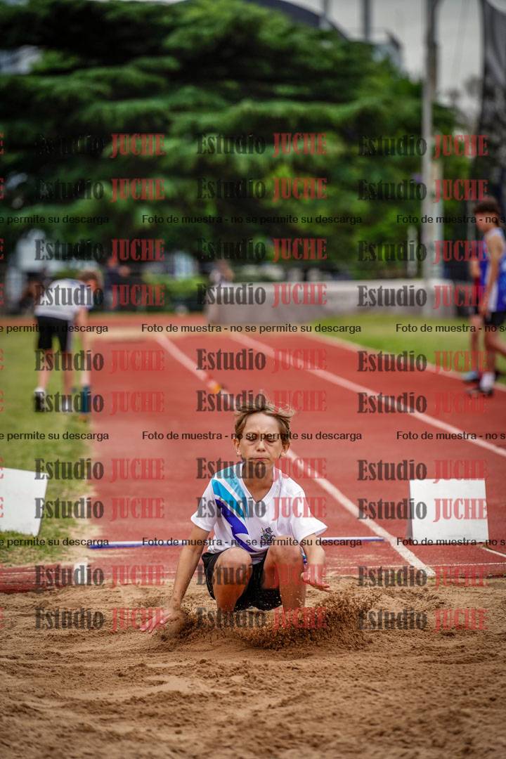 Fotos del salto en largo de varones - U14