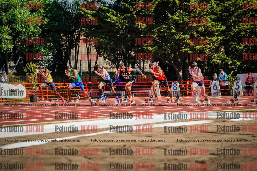 Fotos de los 100 m llanos de varones - deca 1