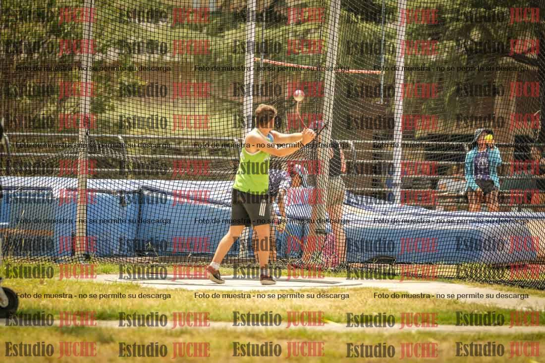Fotos del lanzamiento de martillo de varones