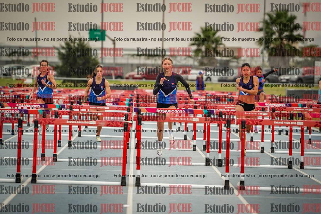 Fotos de los 100 m con vallas de mujeres
