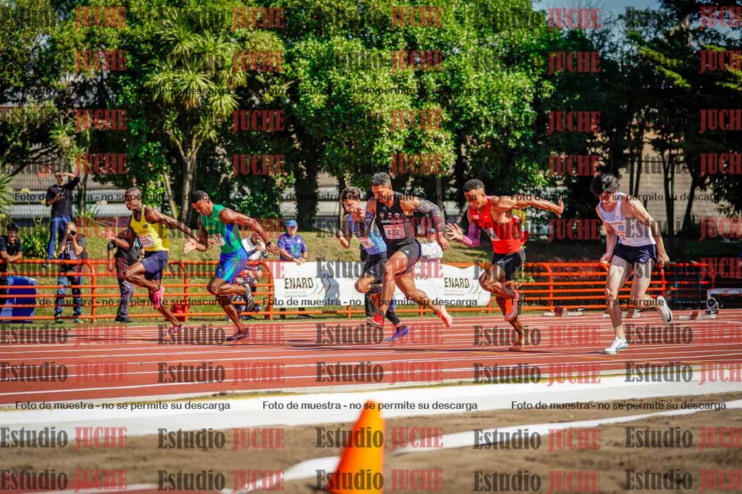 Fotos de los 100 m llanos de varones - deca 1