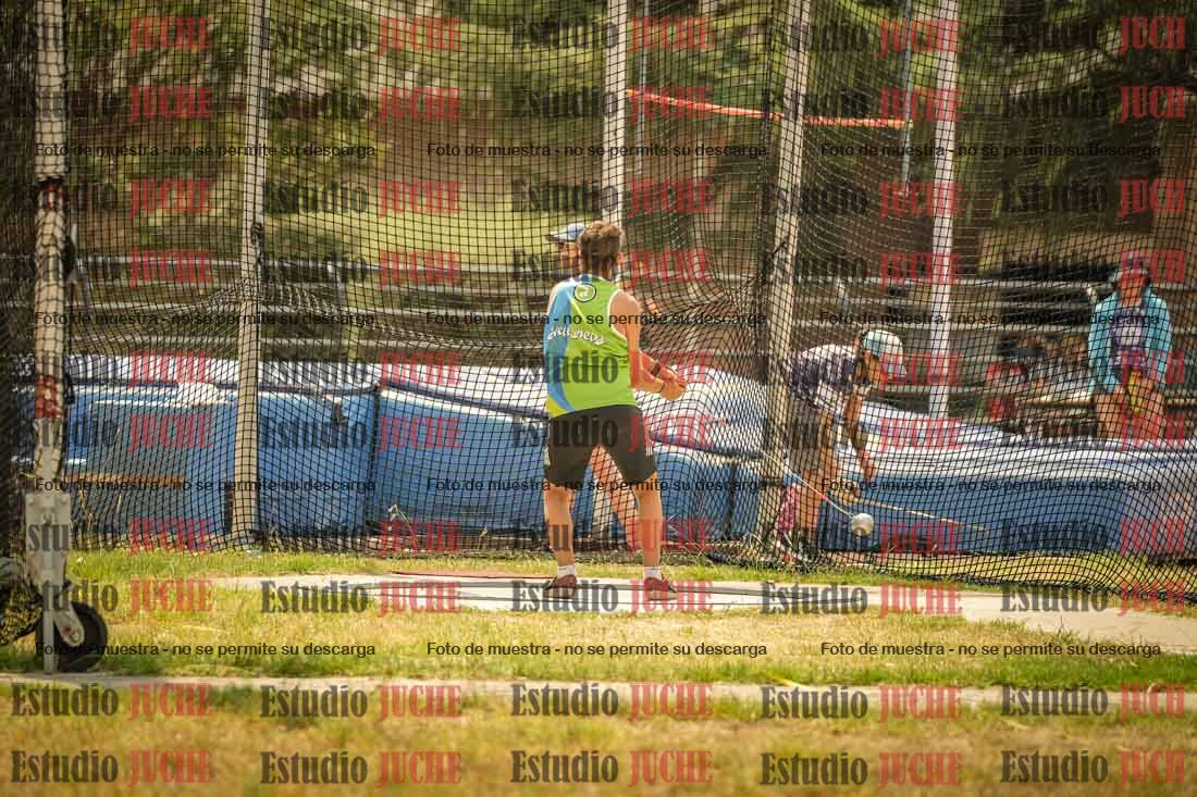 Fotos del lanzamiento de martillo de varones