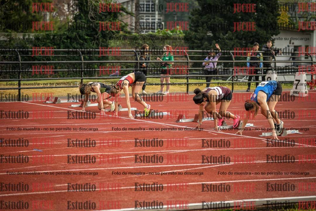 Fotos de los 100 m con vallas de mujeres