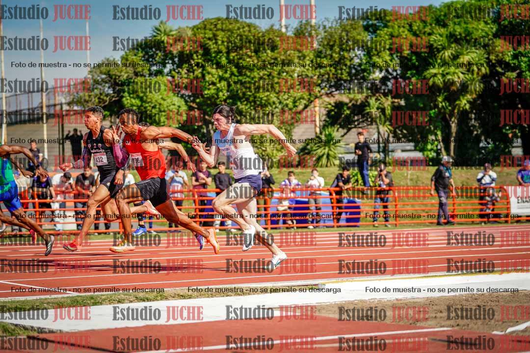 Fotos de los 100 m llanos de varones - deca 1