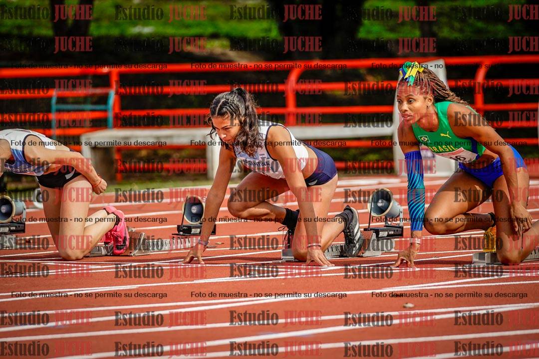 Fotos de los 100 m con vallas de mujeres