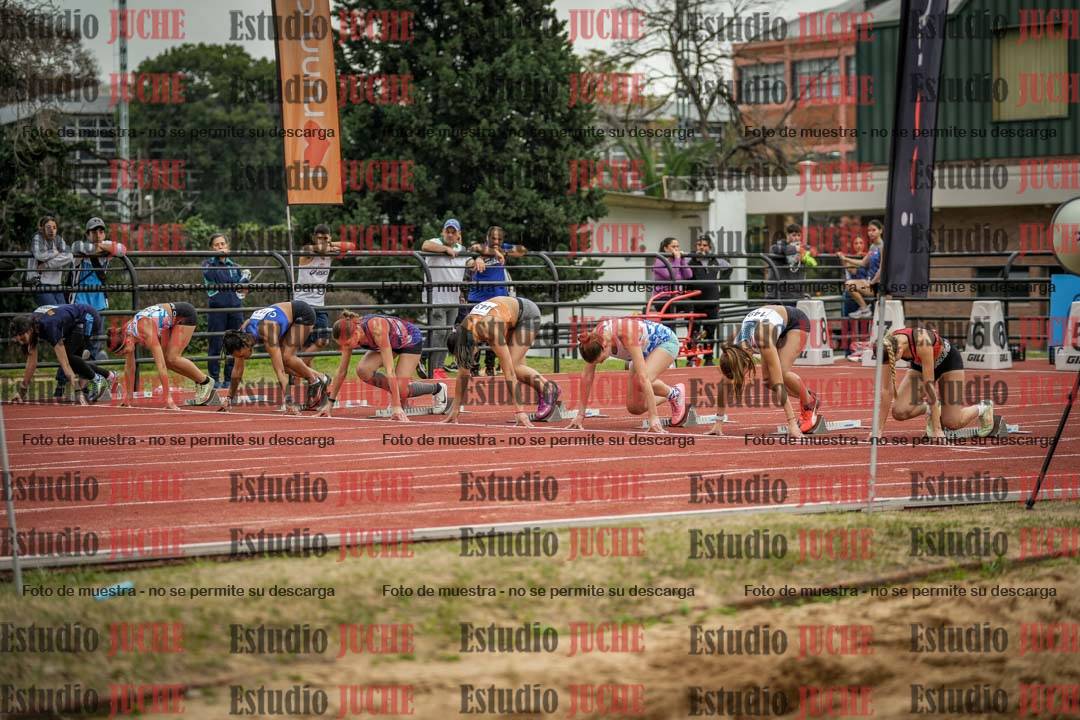 Fotos de los 100 m con vallas de mujeres