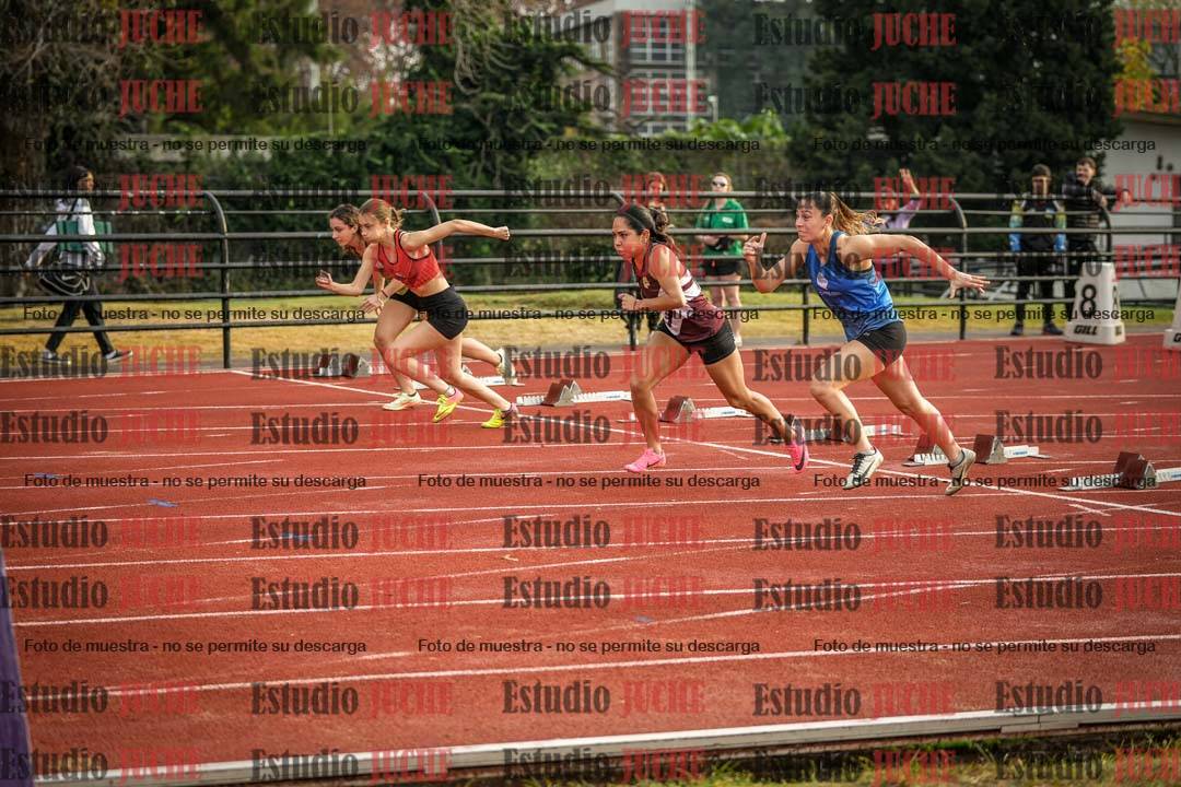 Fotos de los 100 m con vallas de mujeres