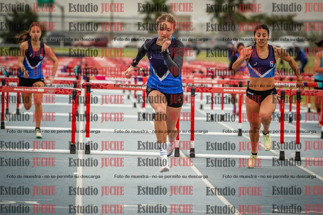 Fotos de los 100 m con vallas de mujeres