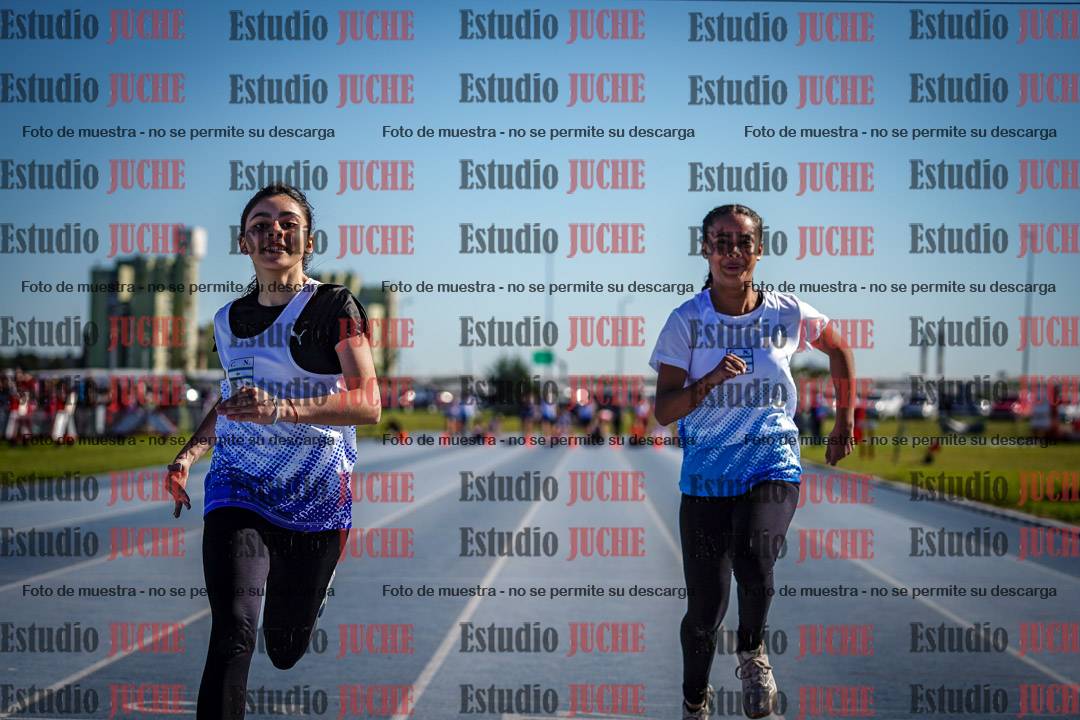 Fotos de los 80 m llanos de mujeres