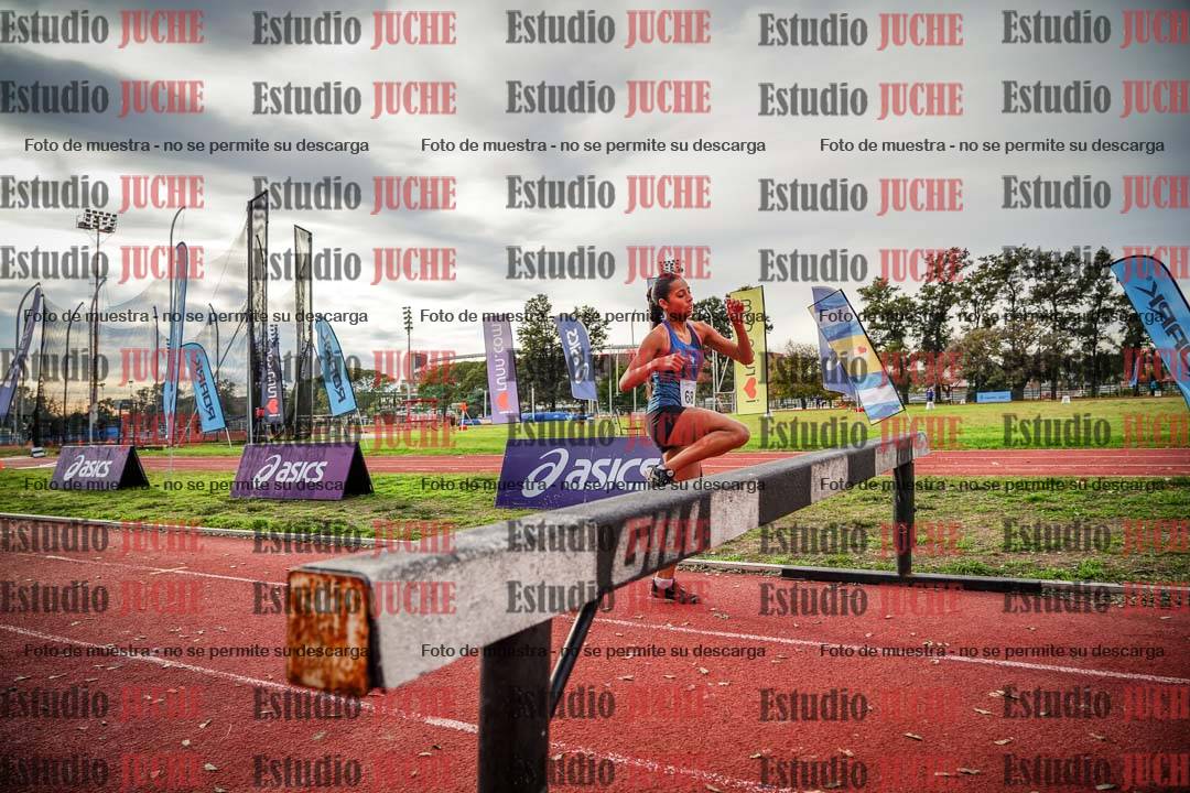 Fotos de los 2000 m con obstáculos de mujeres