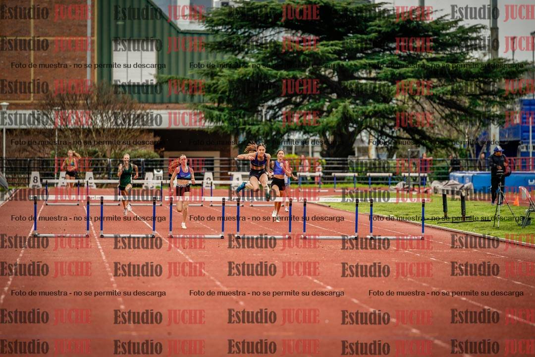 Fotos de los 295 m con vallas de mujeres