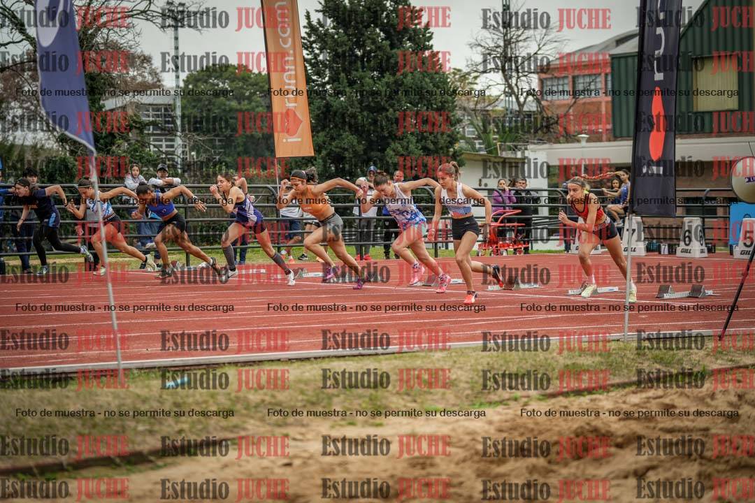 Fotos de los 100 m con vallas de mujeres