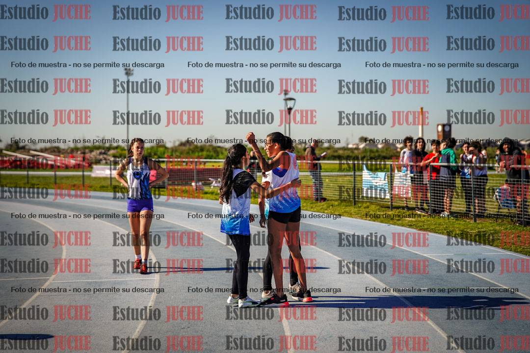Fotos de los 80 m llanos de mujeres