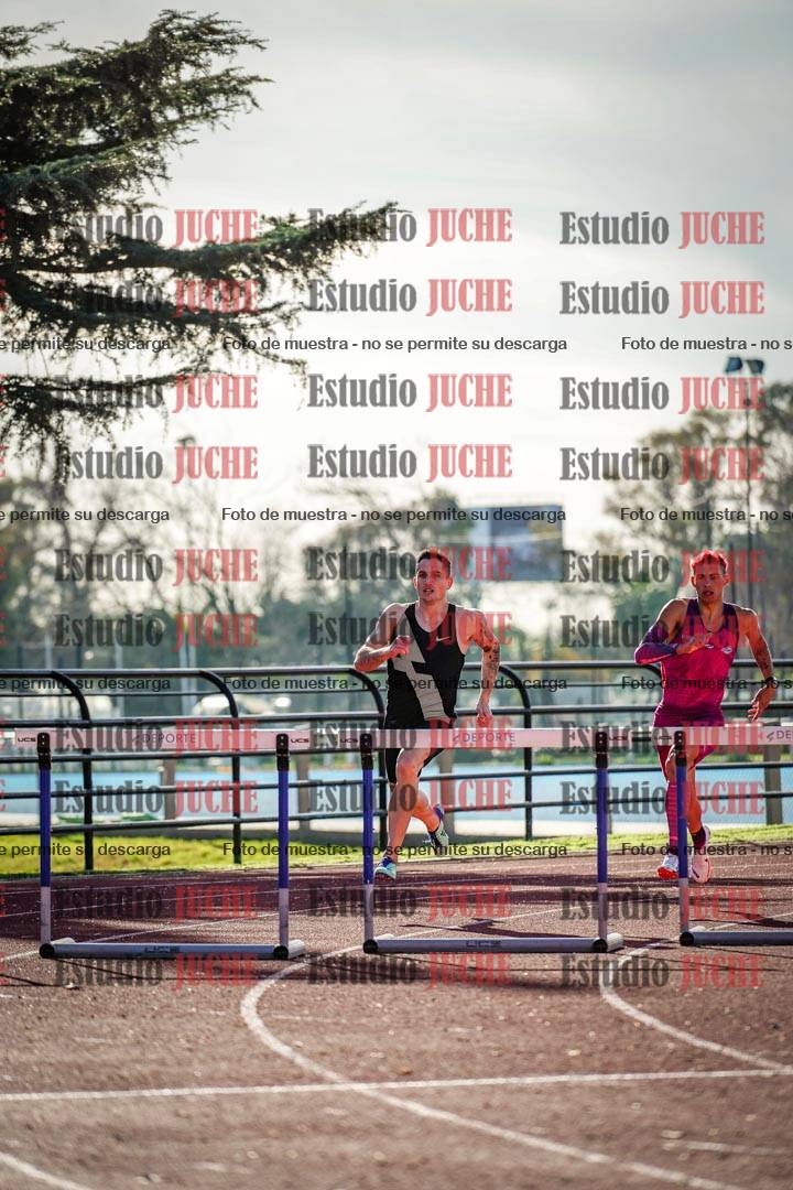 Fotos de los 400 m con vallas de varones