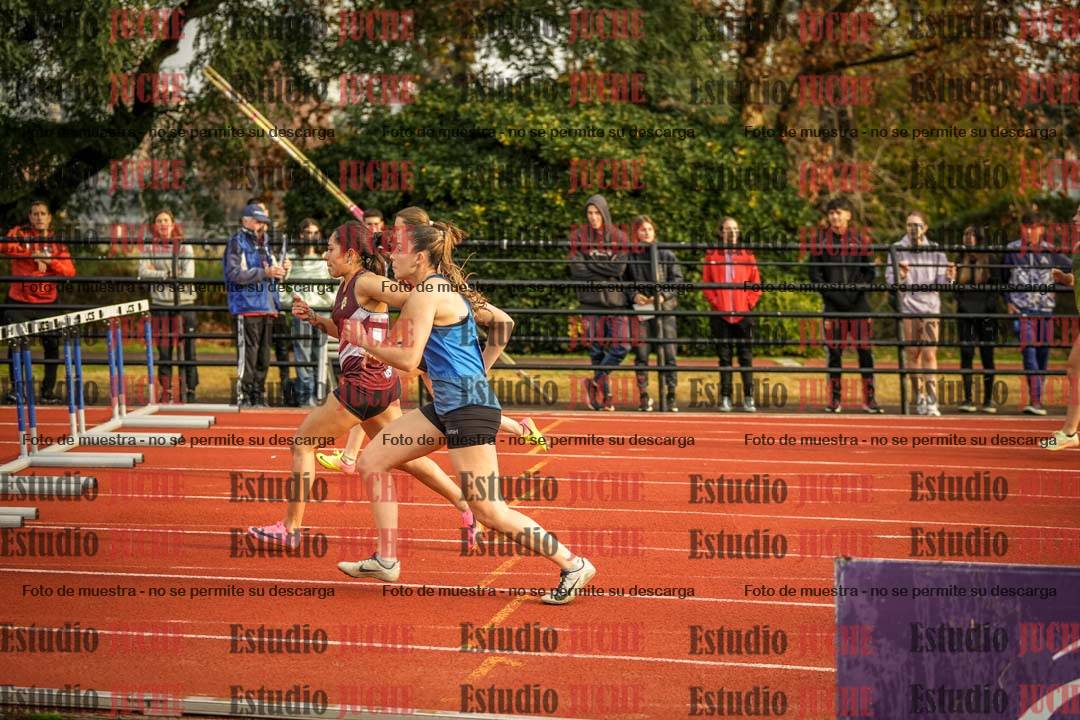 Fotos de los 100 m con vallas de mujeres