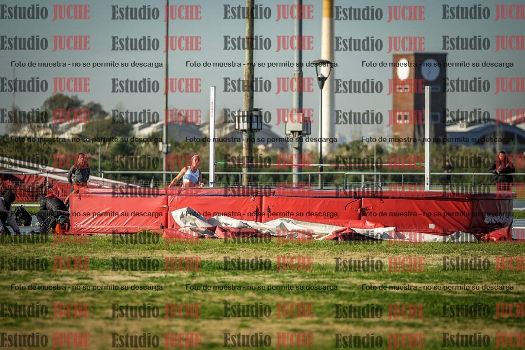 Fotos del salto en alto de mujeres - heptatlón 2