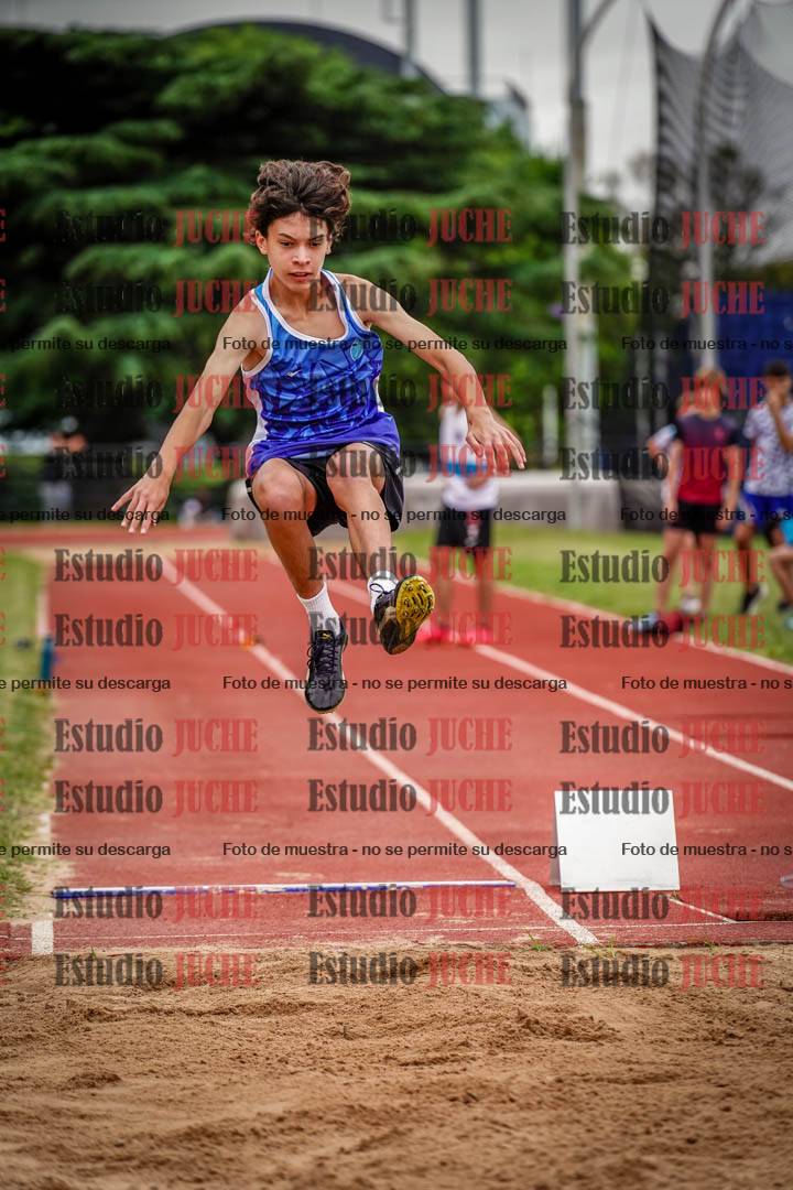 Fotos del salto en largo de varones - U14