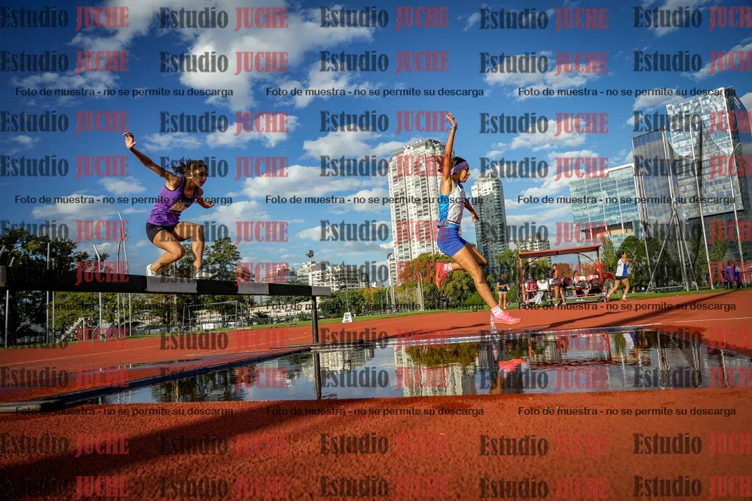 Fotos de los 2000 m con obstáculos de mujeres