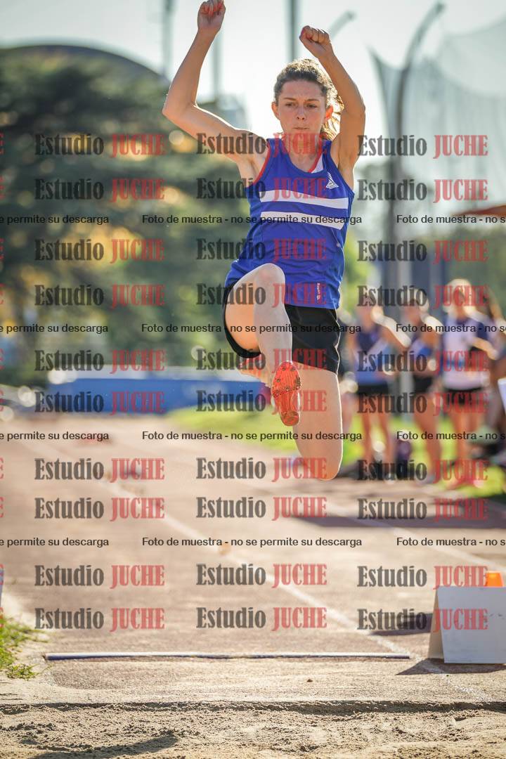 Fotos del salto en largo de mujeres - incluye U16