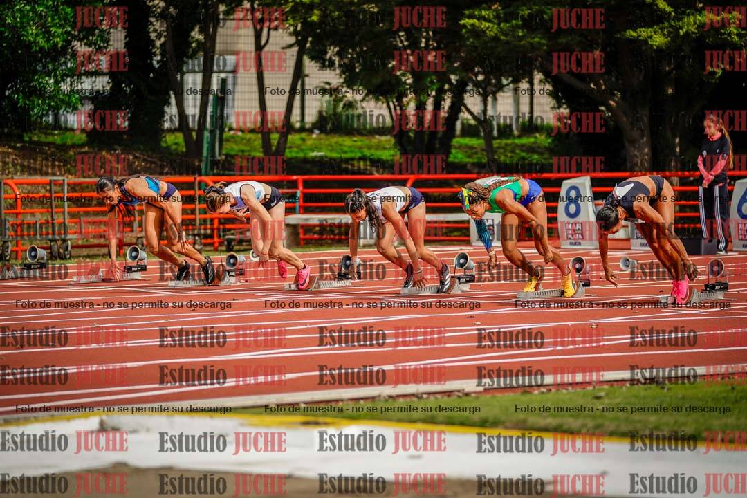 Fotos de los 100 m con vallas de mujeres