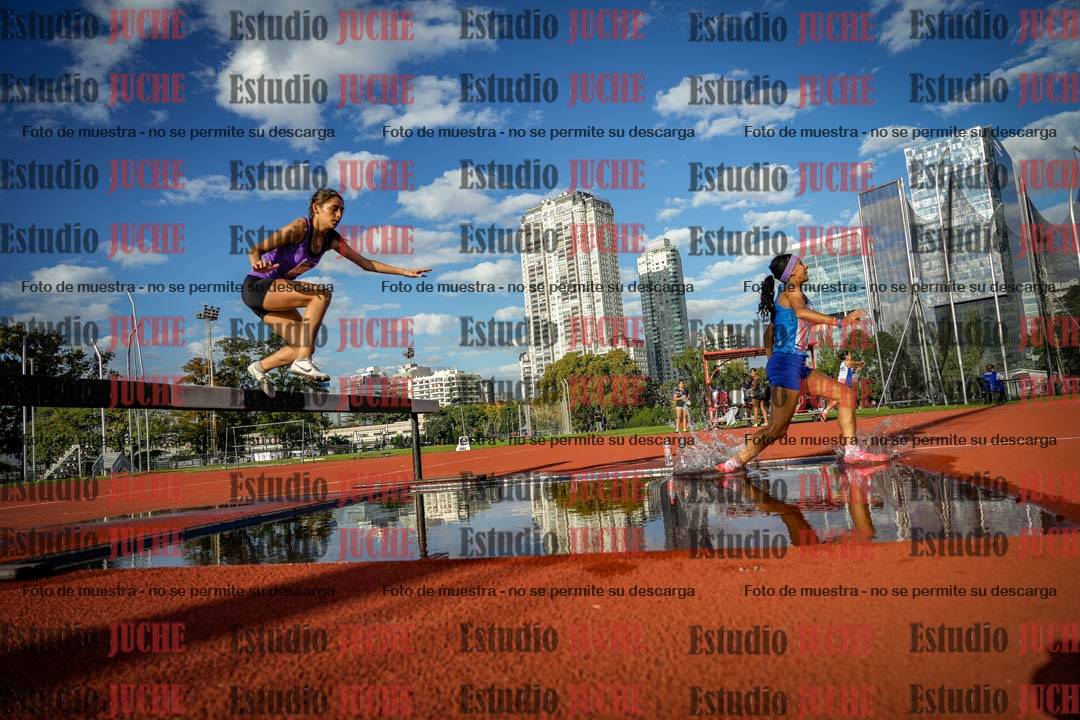 Fotos de los 2000 m con obstáculos de mujeres