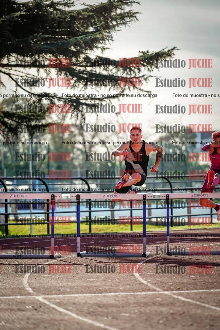 Fotos de los 400 m con vallas de varones