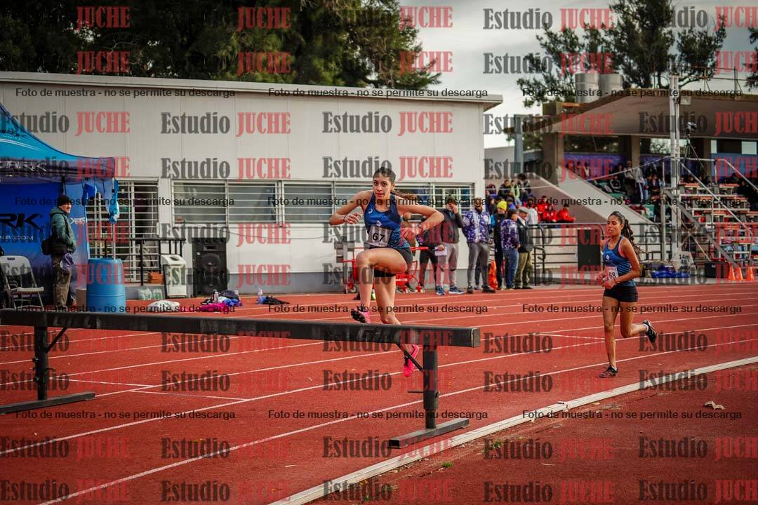 Fotos de los 2000 m con obstáculos de mujeres