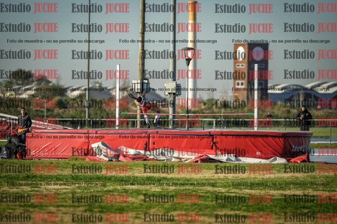 Fotos del salto en alto de mujeres - heptatlón 2