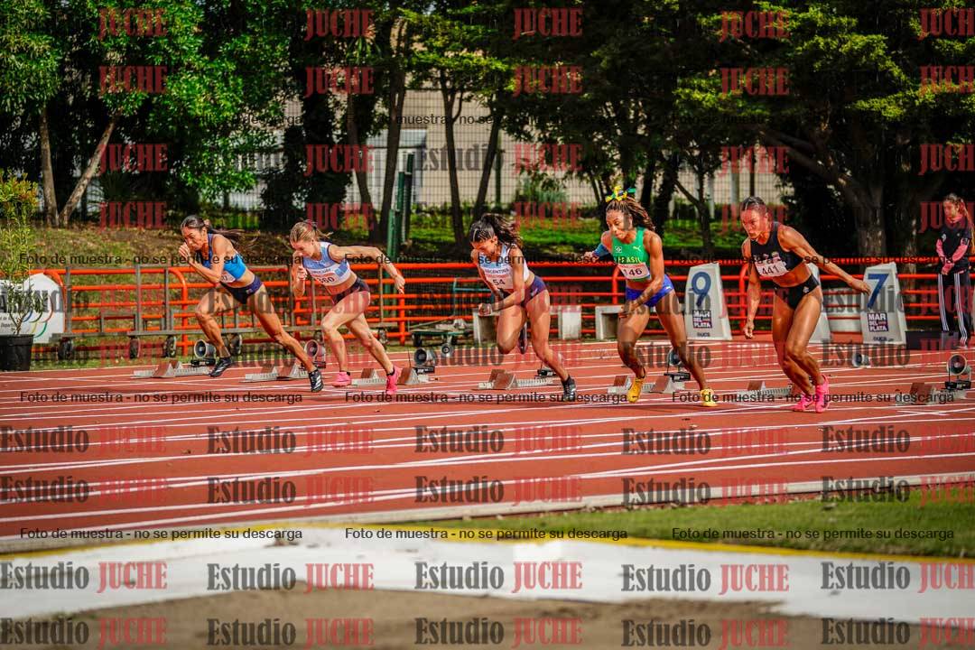 Fotos de los 100 m con vallas de mujeres
