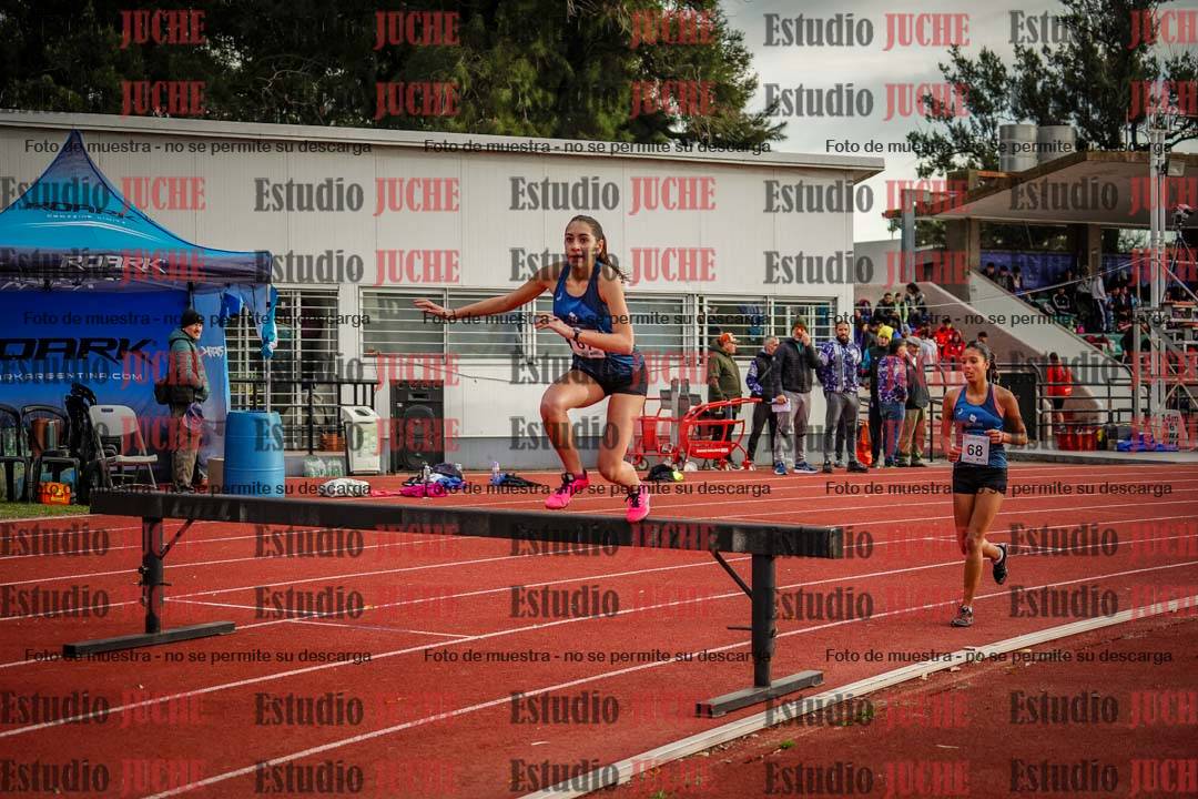 Fotos de los 2000 m con obstáculos de mujeres