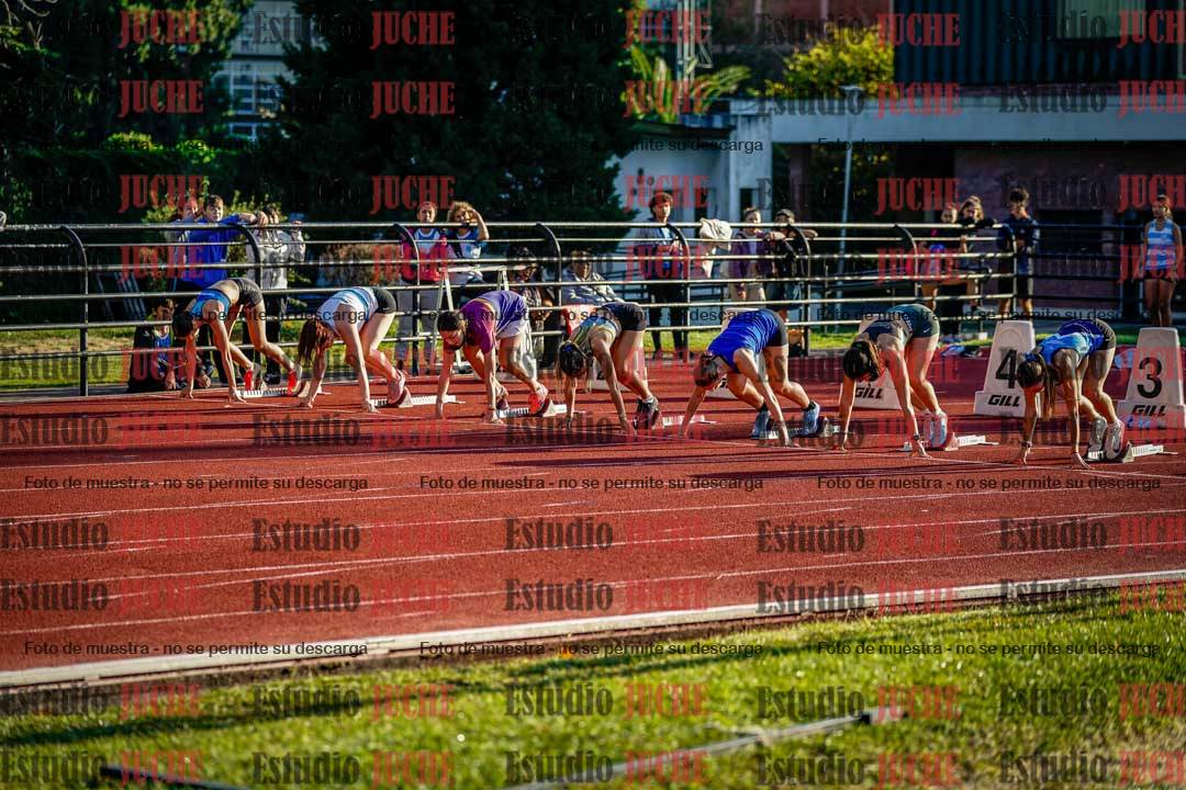 Fotos de los 100 m con vallas de mujeres