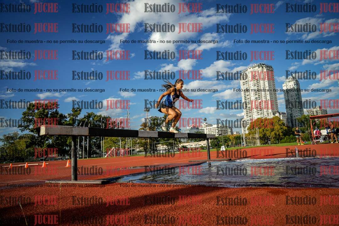 Fotos de los 2000 m con obstáculos de mujeres