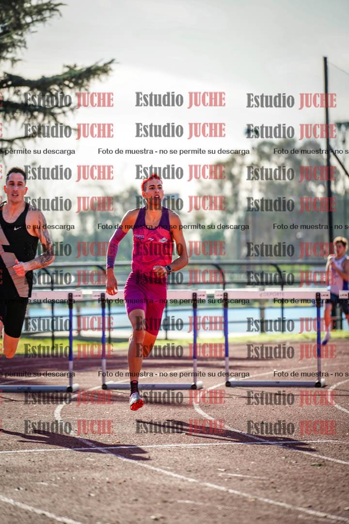 Fotos de los 400 m con vallas de varones