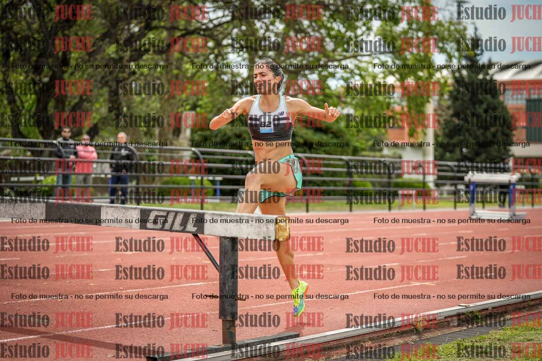 Fotos de los 2000 m con obstáculos de mujeres