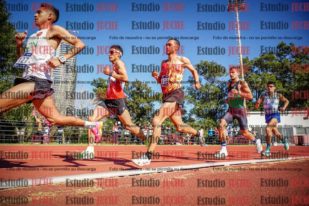 Fotos de los 10.000 m de varones - serie 1