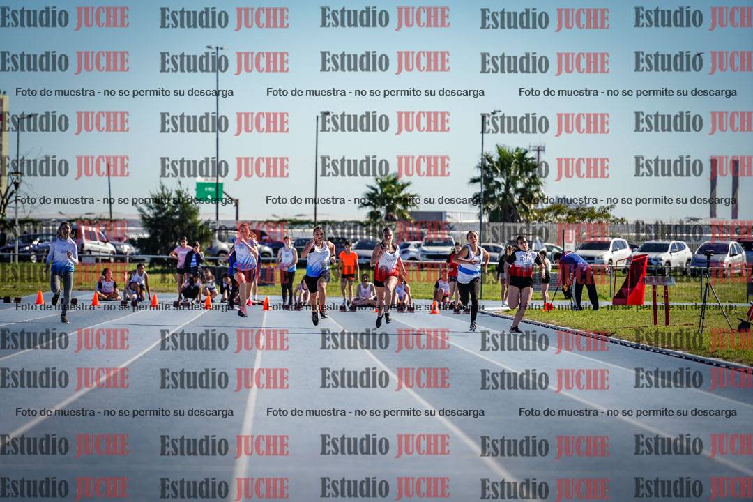 Fotos de los 80 m llanos de mujeres