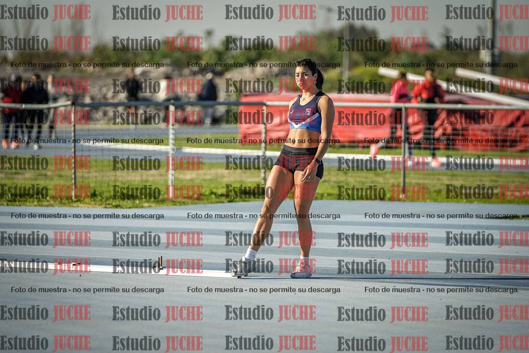 Fotos del salto en alto de mujeres - heptatlón 2