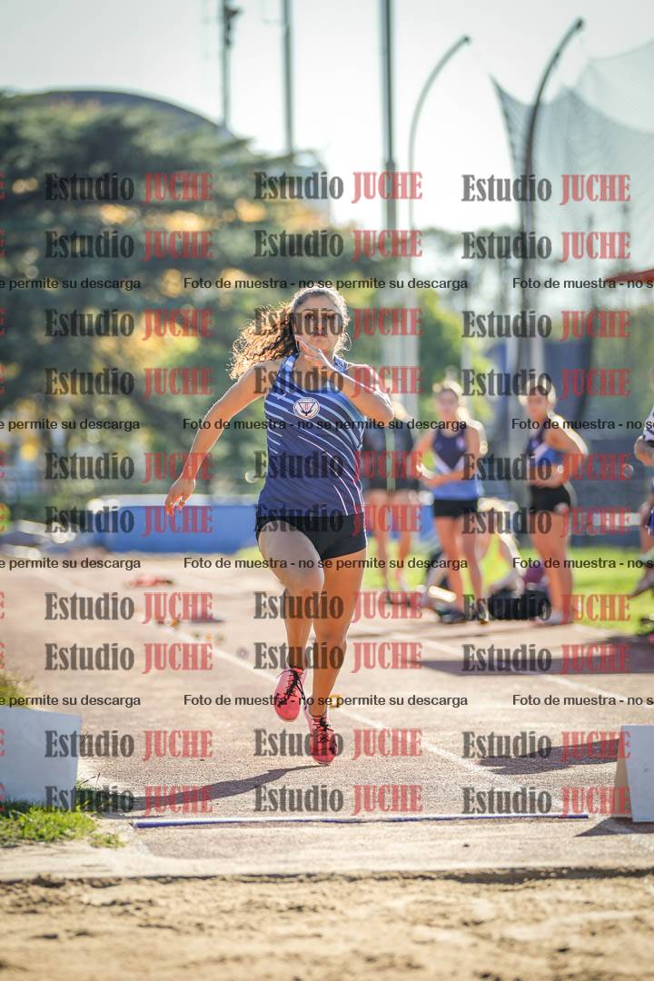 Fotos del salto en largo de mujeres - incluye U16