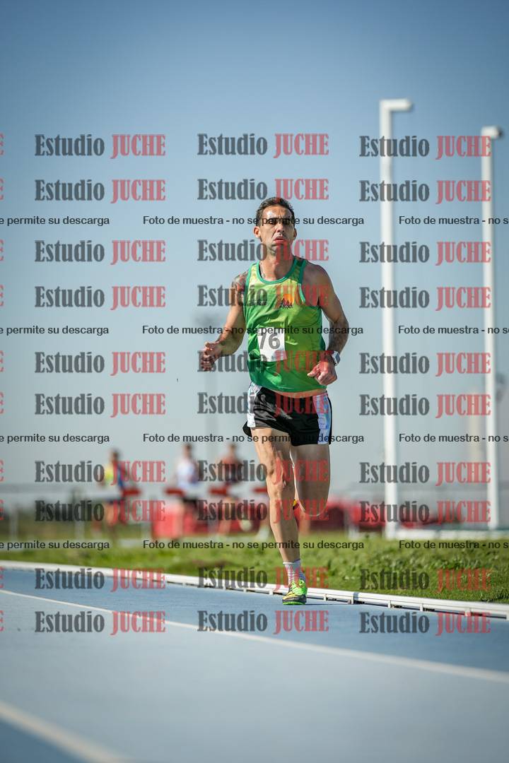 Fotos de los 5000 m de mujeres y varones - serie 1