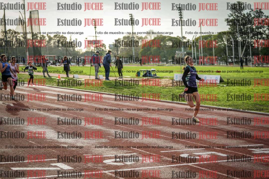 Fotos de los 80 m llanos de mujeres