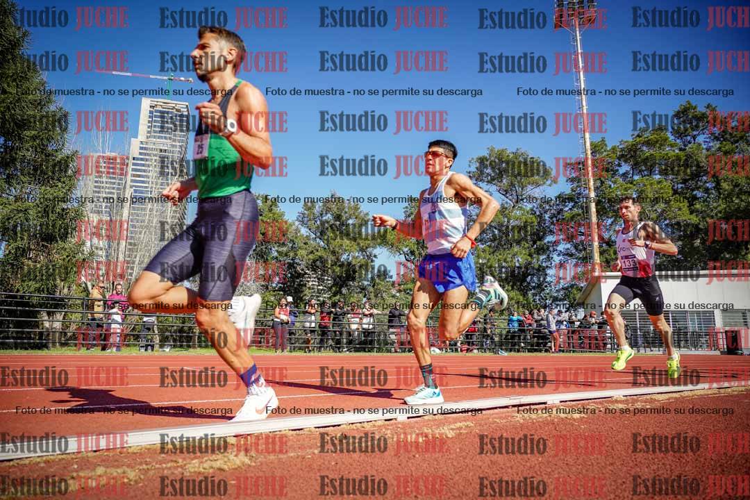 Fotos de los 10.000 m de varones - serie 1