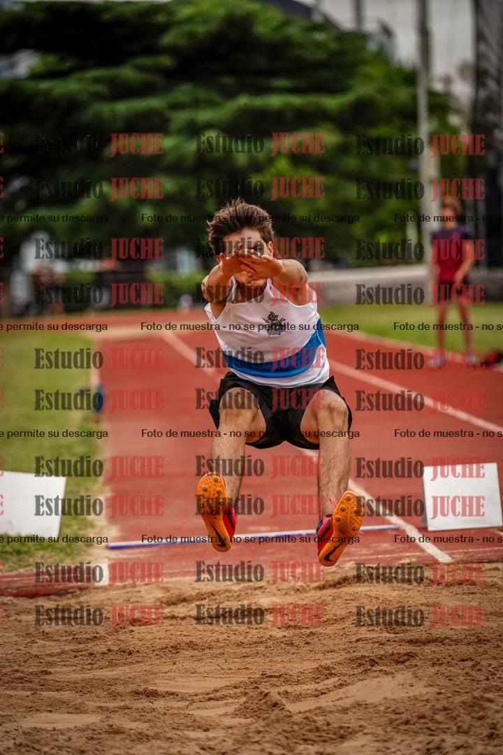 Fotos del salto en largo de varones - U14