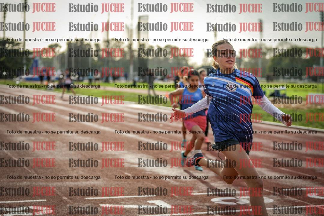Fotos de los 80 m llanos de mujeres