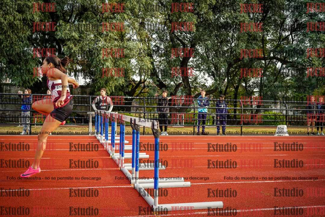 Fotos de los 100 m con vallas de mujeres