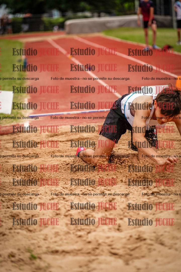 Fotos del salto en largo de varones - U14