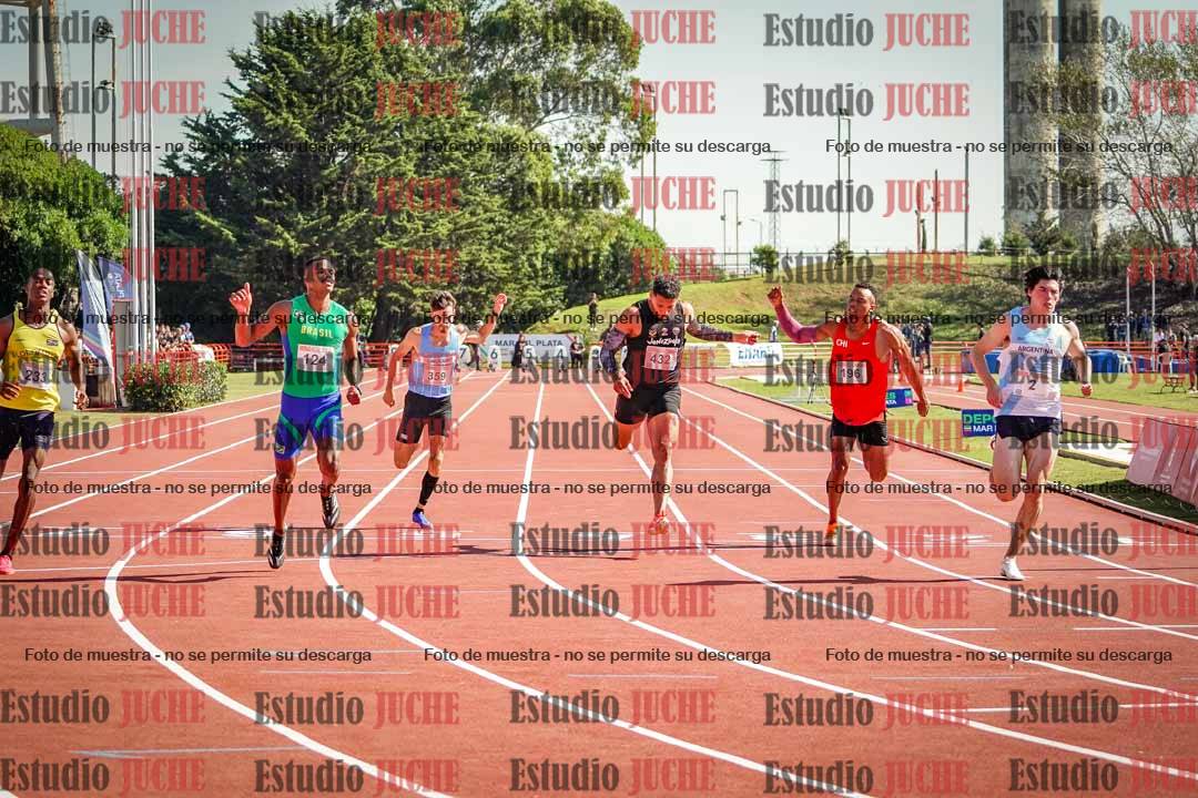 Fotos de los 100 m llanos de varones - deca 1