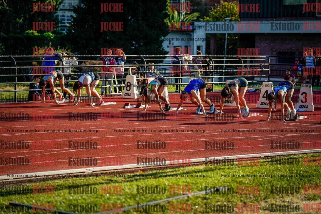 Fotos de los 100 m con vallas de mujeres