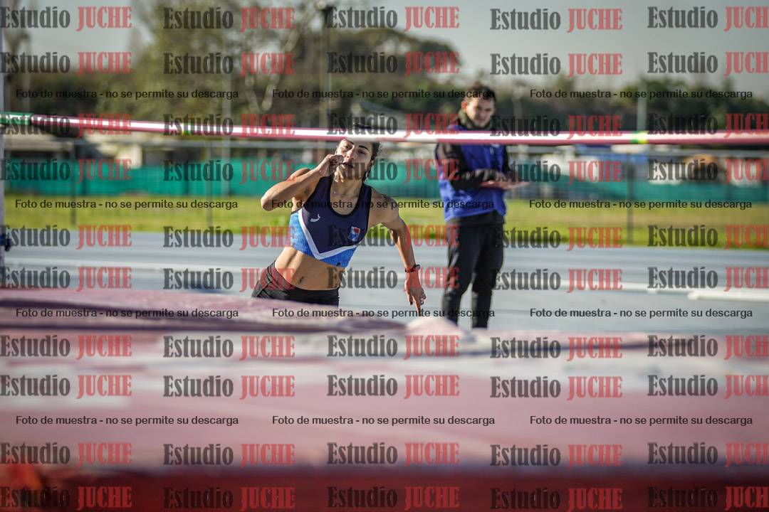 Fotos del salto en alto de mujeres - heptatlón 2