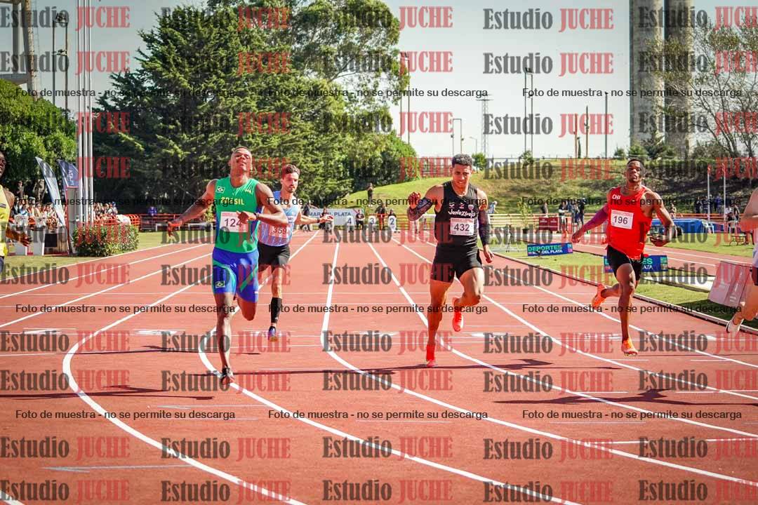 Fotos de los 100 m llanos de varones - deca 1