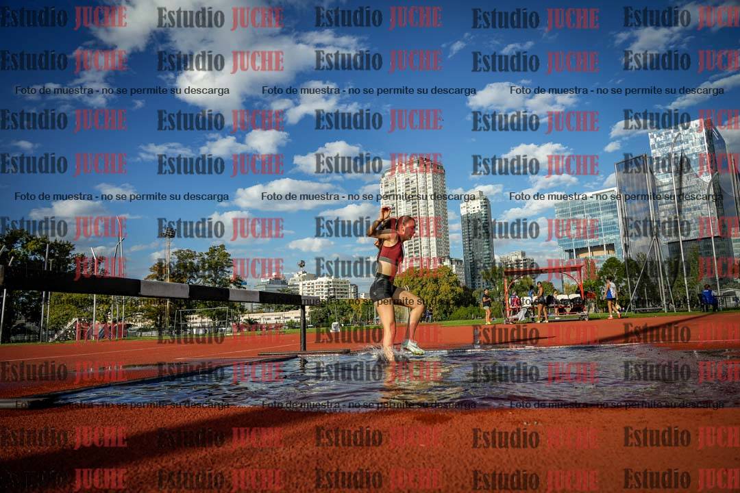 Fotos de los 2000 m con obstáculos de mujeres
